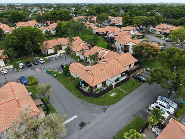 14945 SW 49th Ln H-6, Miami, FL 33185