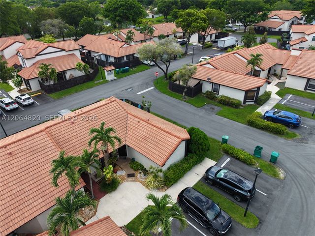 14945 SW 49th Ln H-6, Miami, FL 33185