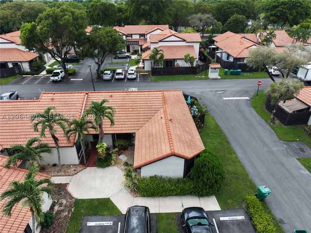 14945 SW 49th Ln H-6, Miami, FL 33185
