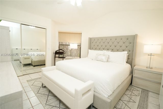 14945 SW 49th Ln H-6, Miami, FL 33185