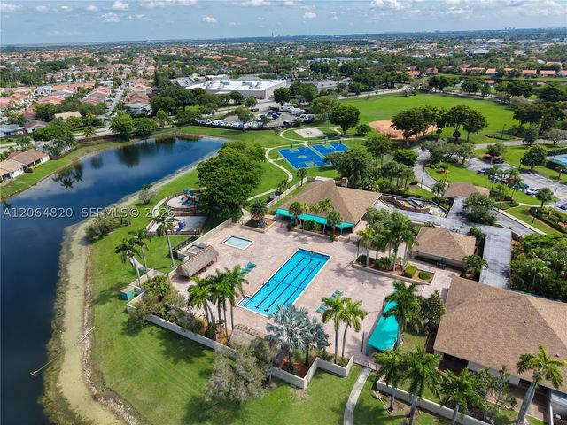 14945 SW 49th Ln H-6, Miami, FL 33185