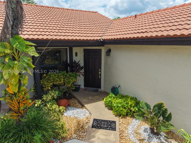 14945 SW 49th Ln H-6, Miami, FL 33185