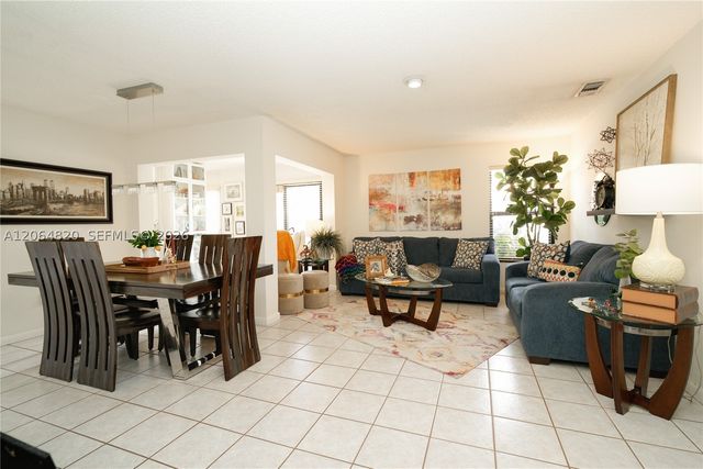 14945 SW 49th Ln H-6, Miami, FL 33185