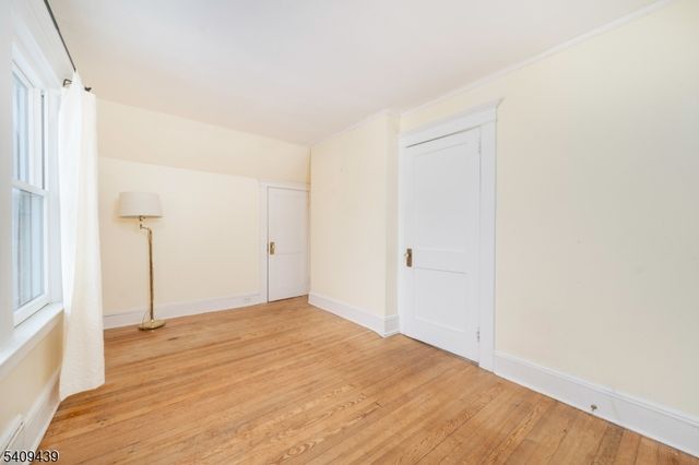 38 Inwood Rd, Chatham Boro, NJ 07928