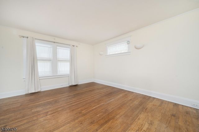 38 Inwood Rd, Chatham Boro, NJ 07928