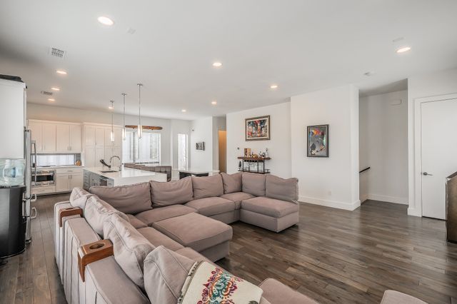 4954 Camdale Court, Dallas, TX 75206