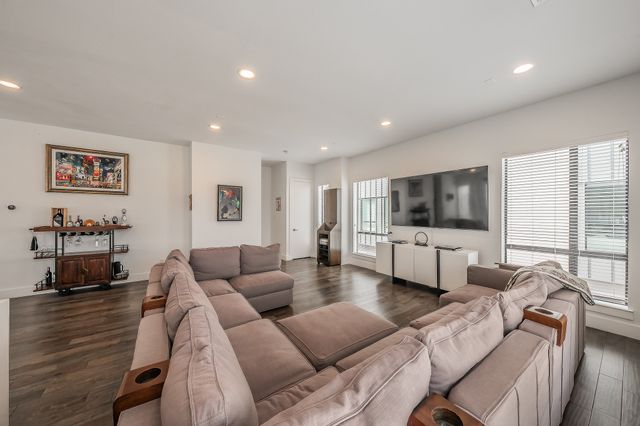 4954 Camdale Court, Dallas, TX 75206