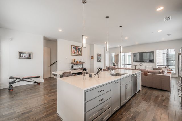 4954 Camdale Court, Dallas, TX 75206