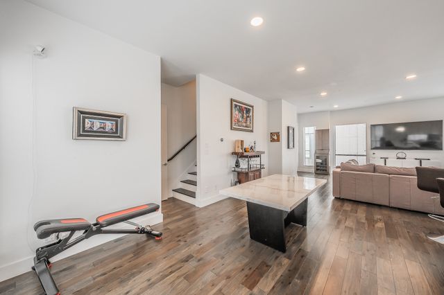4954 Camdale Court, Dallas, TX 75206