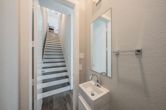 4954 Camdale Court, Dallas, TX 75206