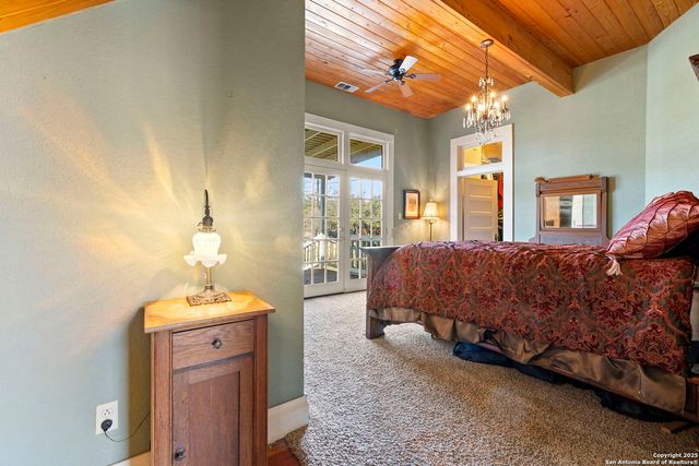 980 Old Boerne, Bulverde, TX 78163