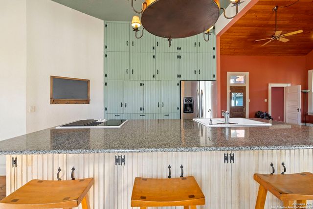 980 Old Boerne, Bulverde, TX 78163