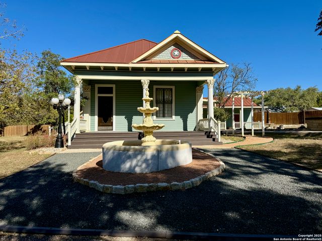 980 Old Boerne, Bulverde, TX 78163