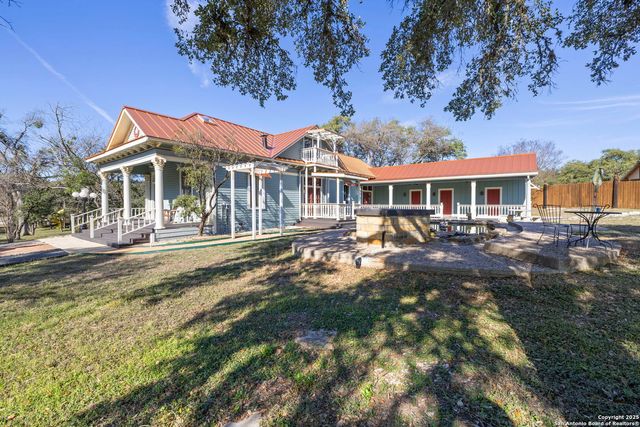 980 Old Boerne, Bulverde, TX 78163