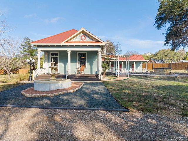 980 Old Boerne, Bulverde, TX 78163