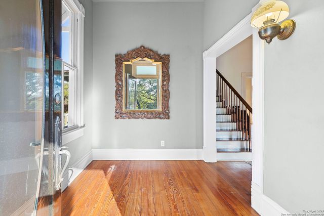 980 Old Boerne, Bulverde, TX 78163