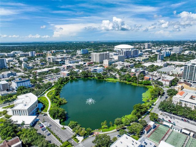 250 MIRROR LAKE DRIVE N, St Petersburg, FL 33701