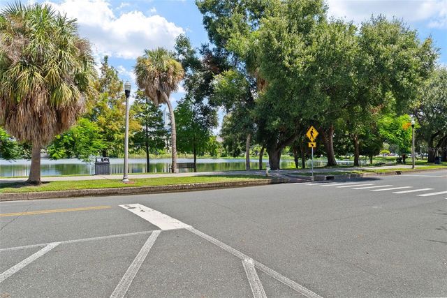 250 MIRROR LAKE DRIVE N, St Petersburg, FL 33701