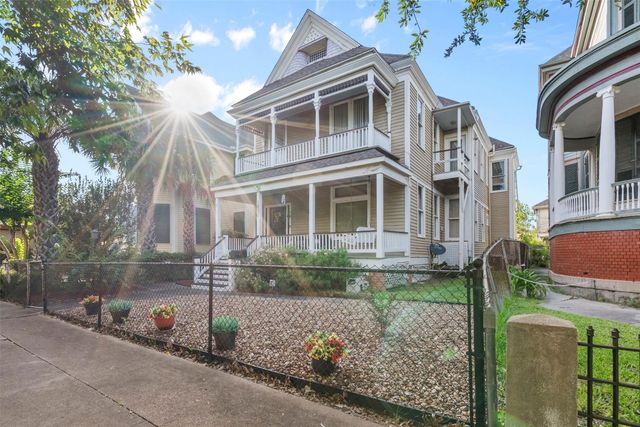 1820 Winnie Street, Galveston, TX 77550