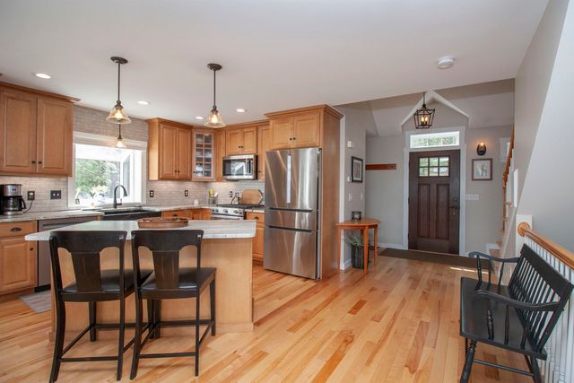 271 Pond View Drive, Hampstead, NH 03826