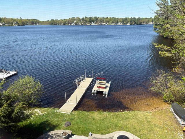 271 Pond View Drive, Hampstead, NH 03826