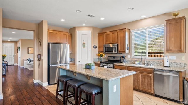 3862 Clay Bank Rd, Fairfield, CA 94533