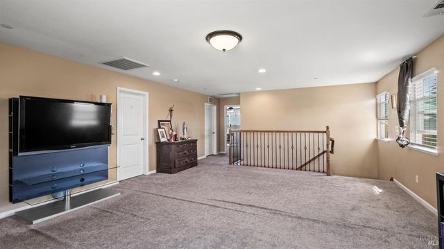 3862 Clay Bank Rd, Fairfield, CA 94533