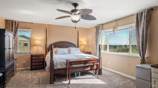 3862 Clay Bank Rd, Fairfield, CA 94533