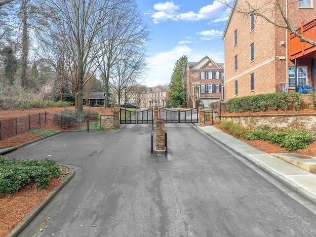 2876 Overlook NE Way, Atlanta, GA 30324