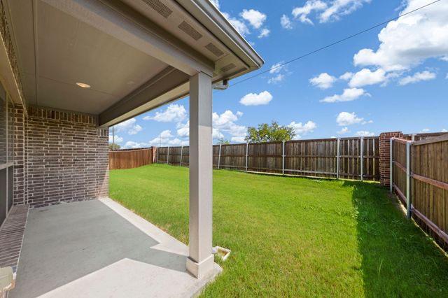 2452 Acacia Road, Cleburne, TX 76033