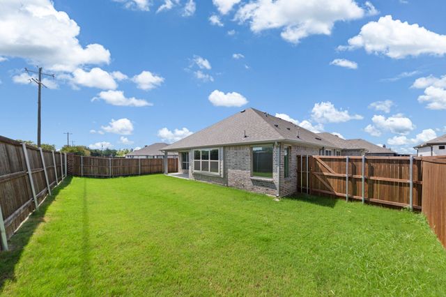 2452 Acacia Road, Cleburne, TX 76033