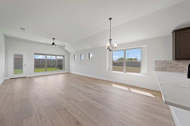 2452 Acacia Road, Cleburne, TX 76033