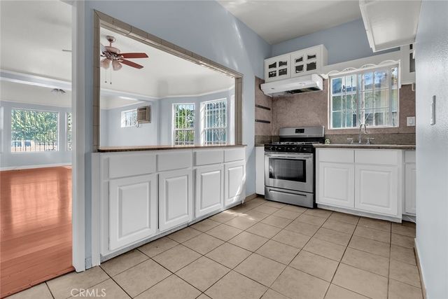 640 E 54th Street, Los Angeles, CA 90011