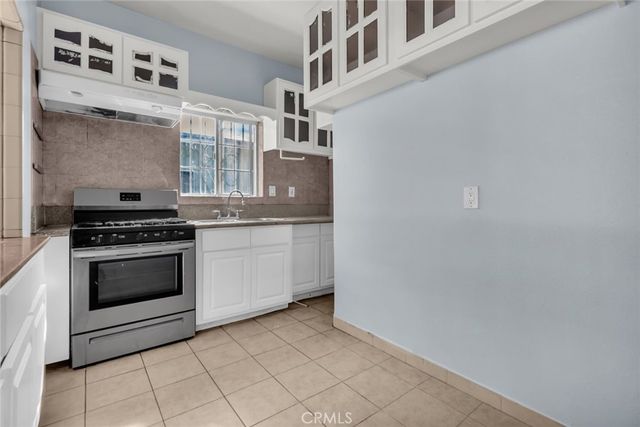 640 E 54th Street, Los Angeles, CA 90011