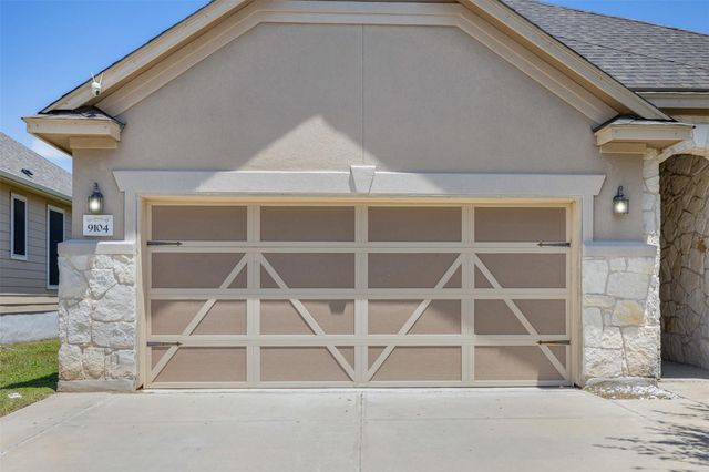 9104 Lonesome Oak Drive, Temple, TX 76502