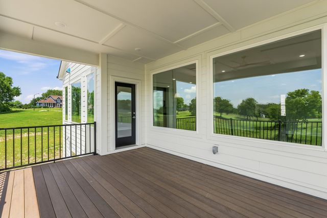 2531 Bos Landen Drive, Pella, IA 50219