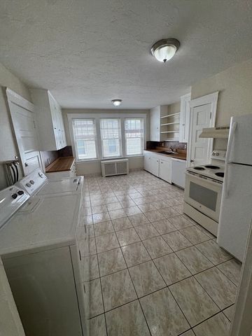 6 Hadwen Lane 1, Worcester, MA 01602