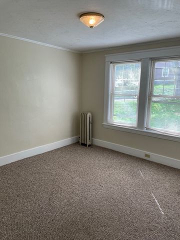6 Hadwen Lane 1, Worcester, MA 01602