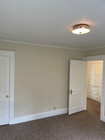6 Hadwen Lane 1, Worcester, MA 01602