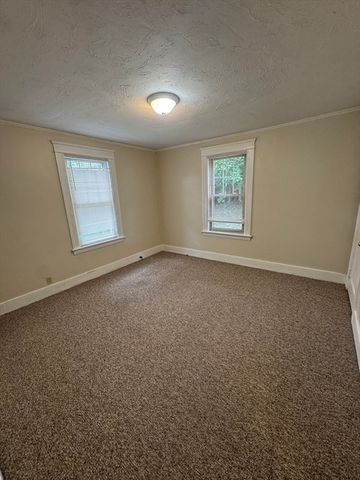 6 Hadwen Lane 1, Worcester, MA 01602