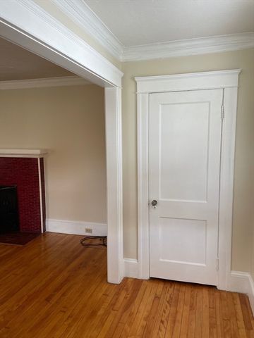 6 Hadwen Lane 1, Worcester, MA 01602