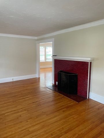 6 Hadwen Lane 1, Worcester, MA 01602