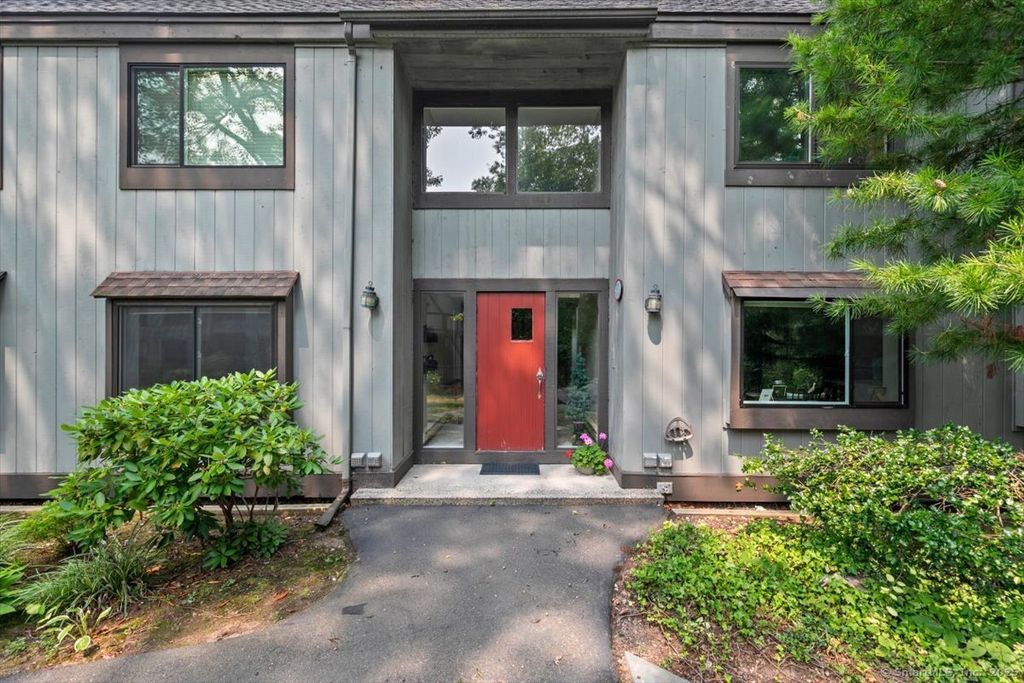 30A Harbour Village Village 30A, Branford, CT 06405