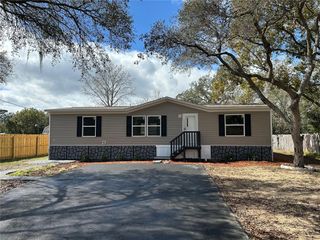34517 LARALACK AVENUE, Leesburg, FL 34788