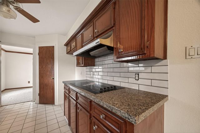 12835 Woodlite Lane, Houston, TX 77015