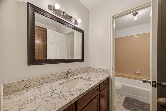 12835 Woodlite Lane, Houston, TX 77015