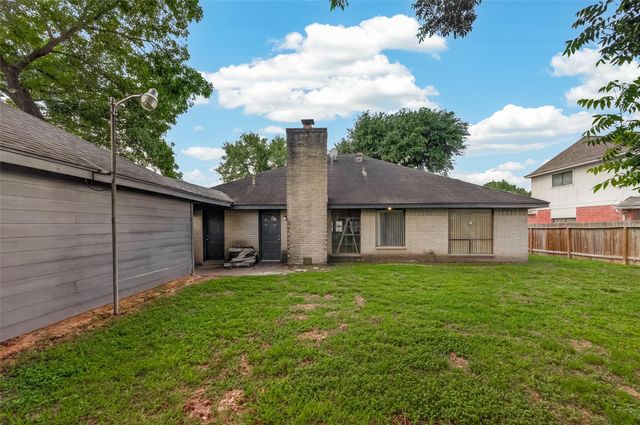12835 Woodlite Lane, Houston, TX 77015