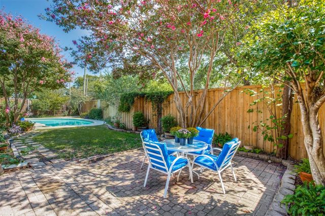 827 Teakwood Place, Richardson, TX 75080