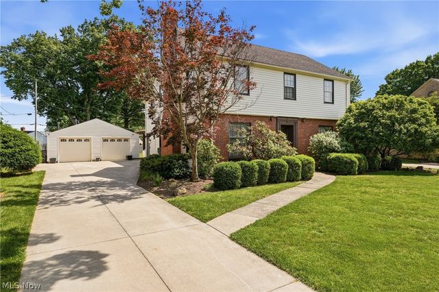 105 Ridgewood Drive, Boardman, OH 44512