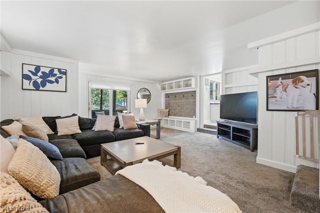 105 Ridgewood Drive, Boardman, OH 44512